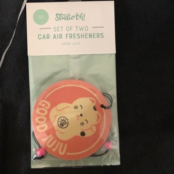 Francesca’s Gift Box - Picture 3 of 12